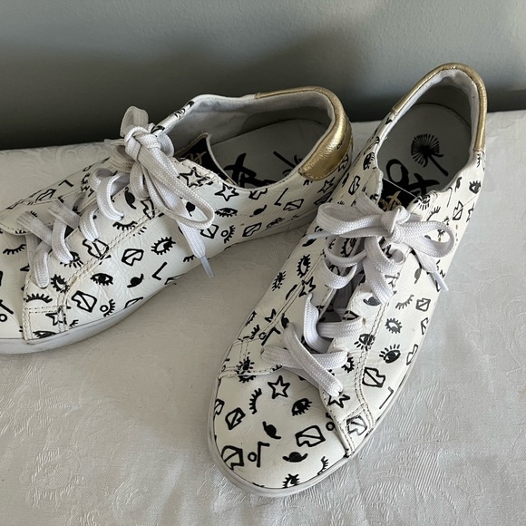 OTBT sneakers - Picture 1 of 5